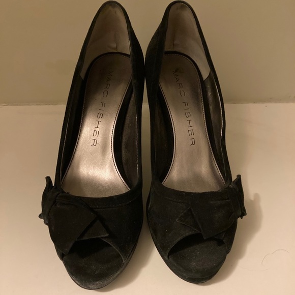 Marc Fisher Shoes - Marc Fisher Black bow heels